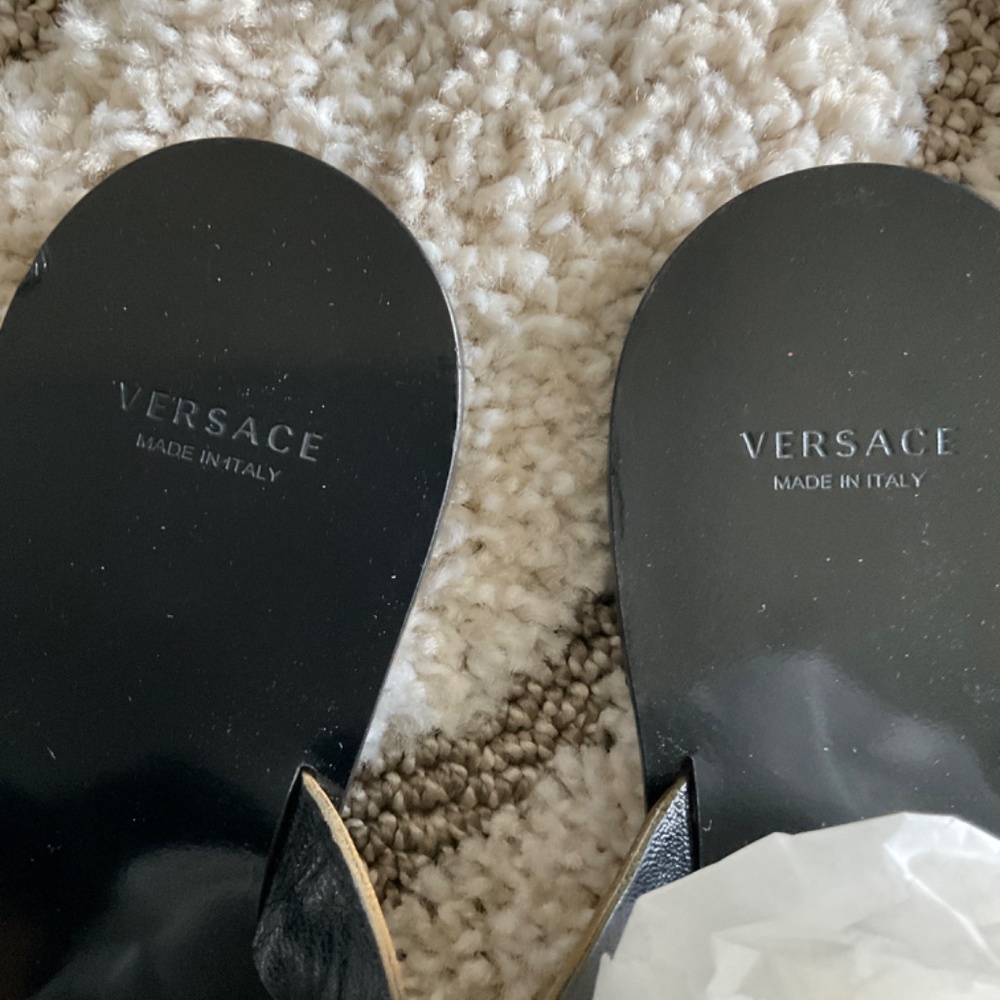 Versace Sandals! - Picture 4 of 4